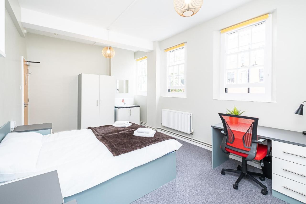 Modern And Studio, Westminster - Sk Pensión